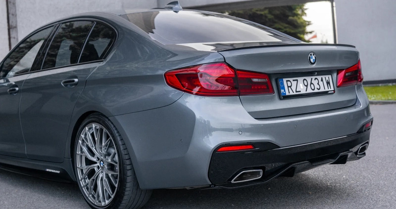 BMW Seria 5 cena 129999 przebieg: 197000, rok produkcji 2017 z Rzeszów małe 781